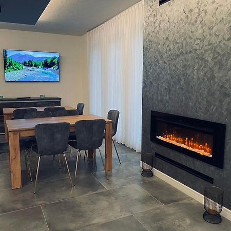 סובאטה Vila Diamond Lux&Spa מראה חיצוני תמונה