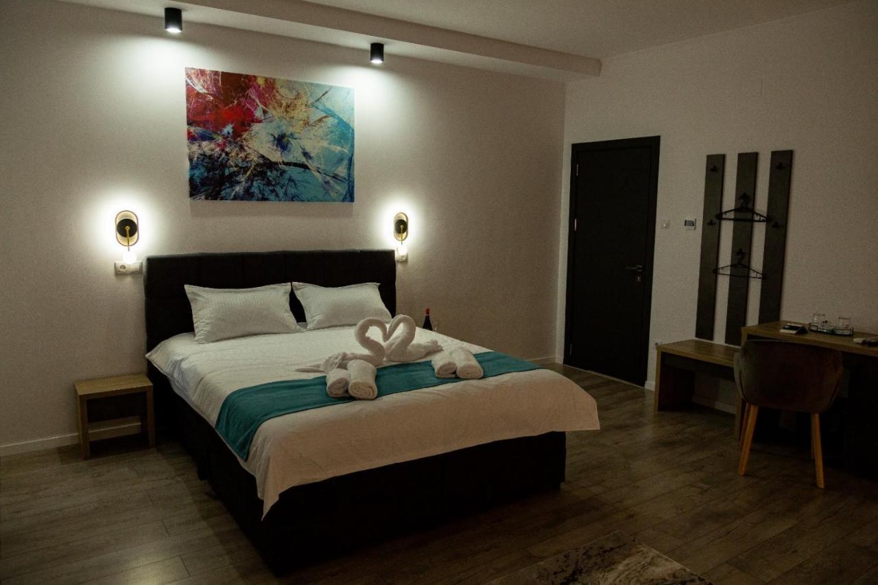 סובאטה Vila Diamond Lux&Spa מראה חיצוני תמונה