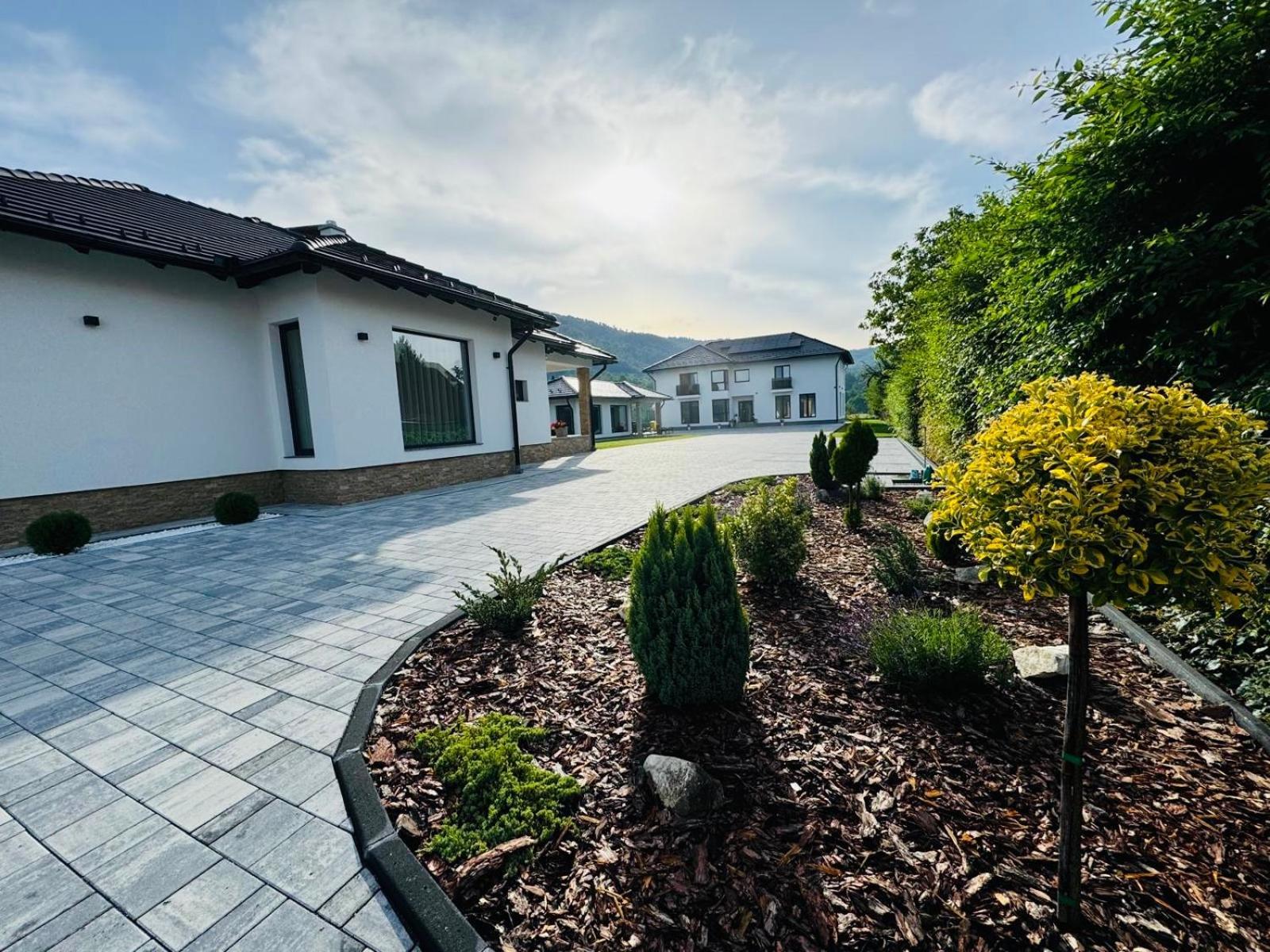 סובאטה Vila Diamond Lux&Spa מראה חיצוני תמונה
